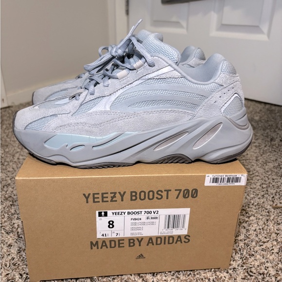Adidas Yeezy boost 700 V2 ‘Hospital Blue’ Sz 8 men’s like New in box. - Picture 7 of 10